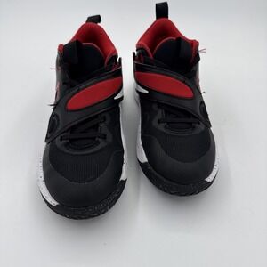Nike Sneakers Team Hustle 4.5Y Youth Boys Basketball Shoes D11 RED DV8994-003